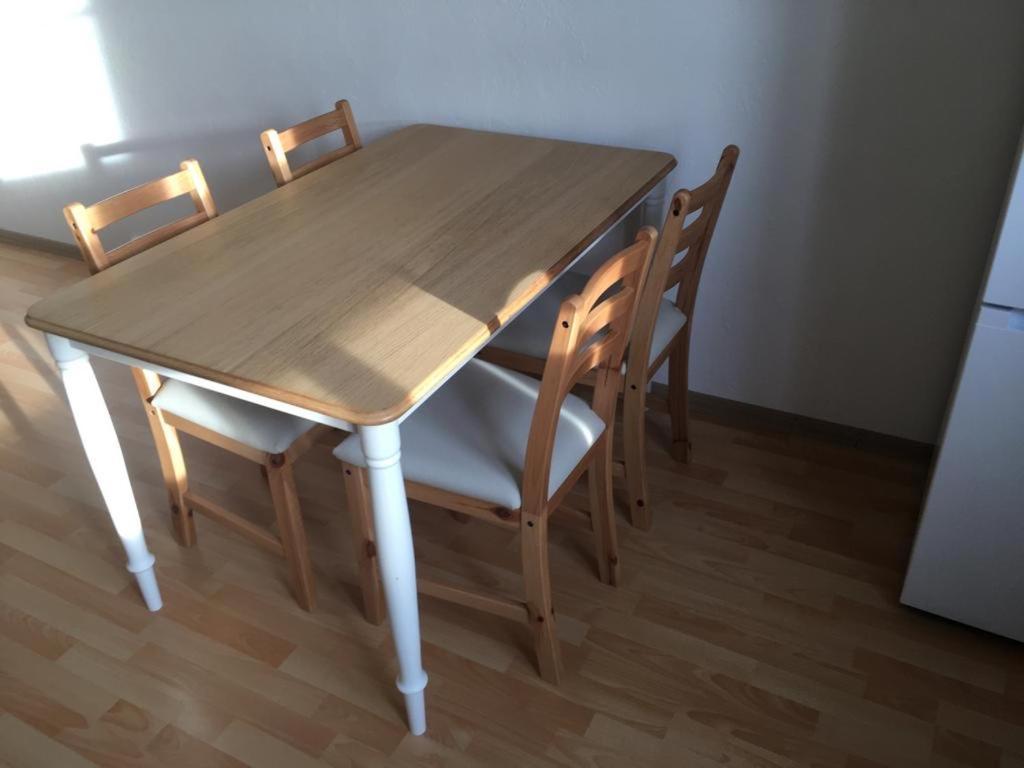 Gemuetliche Ferienwohnung Fuer 6 Personen Im Schloss Kastorf Knorrendorf Exterior foto